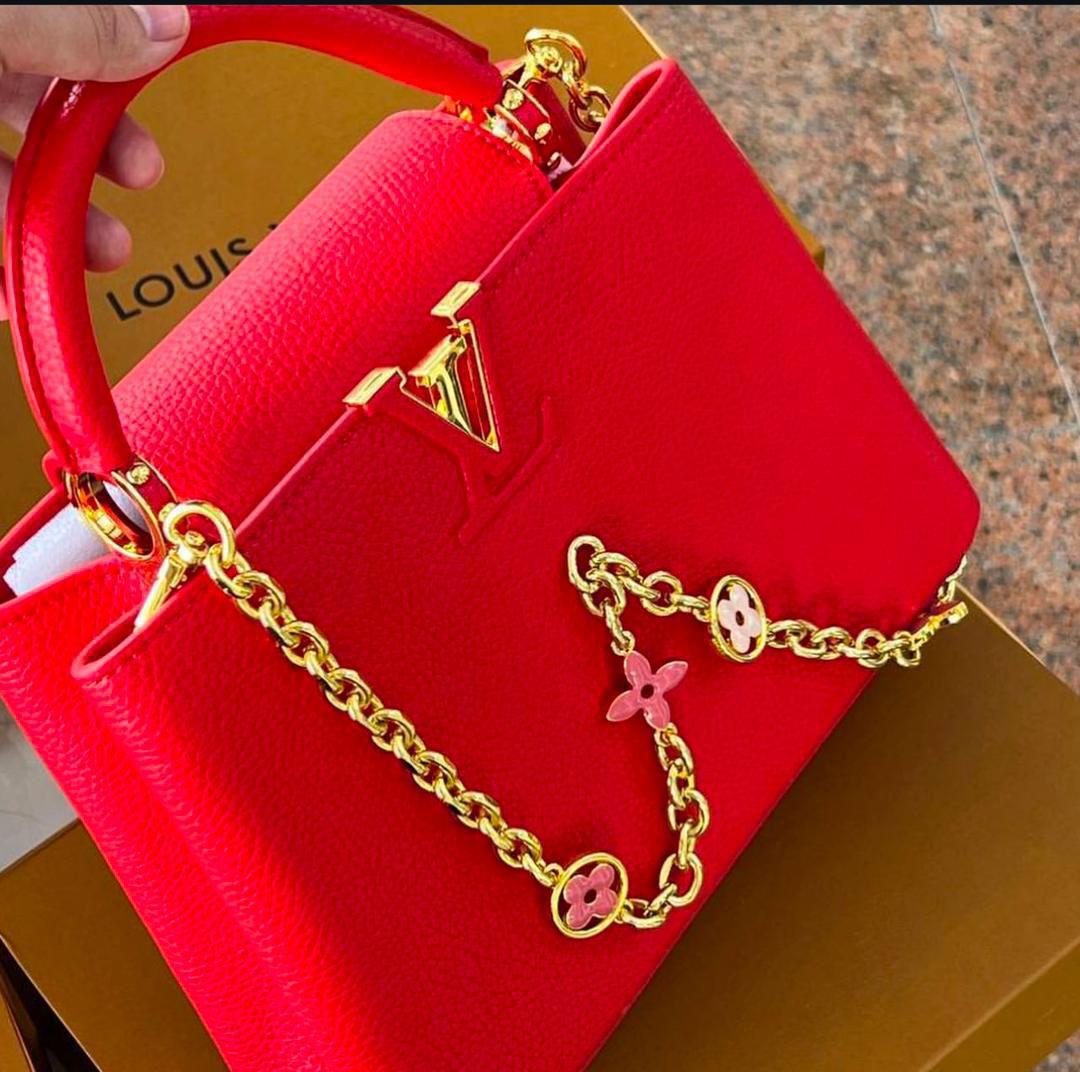 Louis Vuitton Capucines Mini