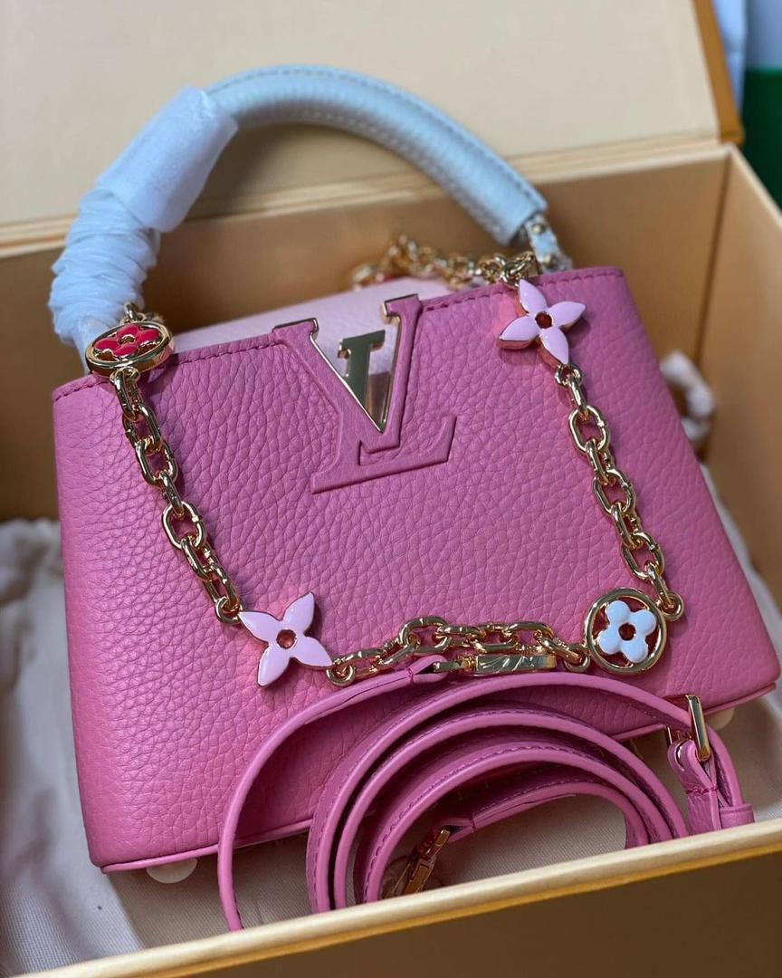 Louis Vuitton Capucines Mini