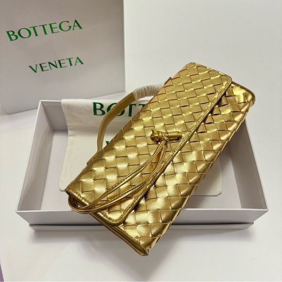 Bottega Veneta Clutch Handbag
