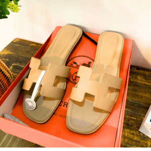 Hermès Oran Flats