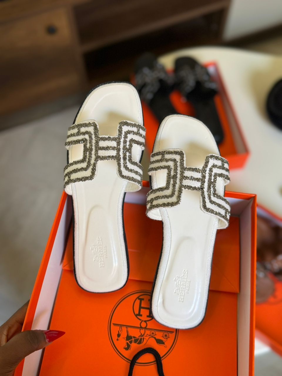 Hermès Oran Sandals – White