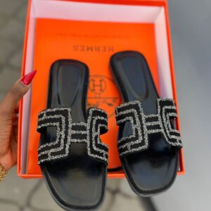 Hermès Oran Sandals – Black