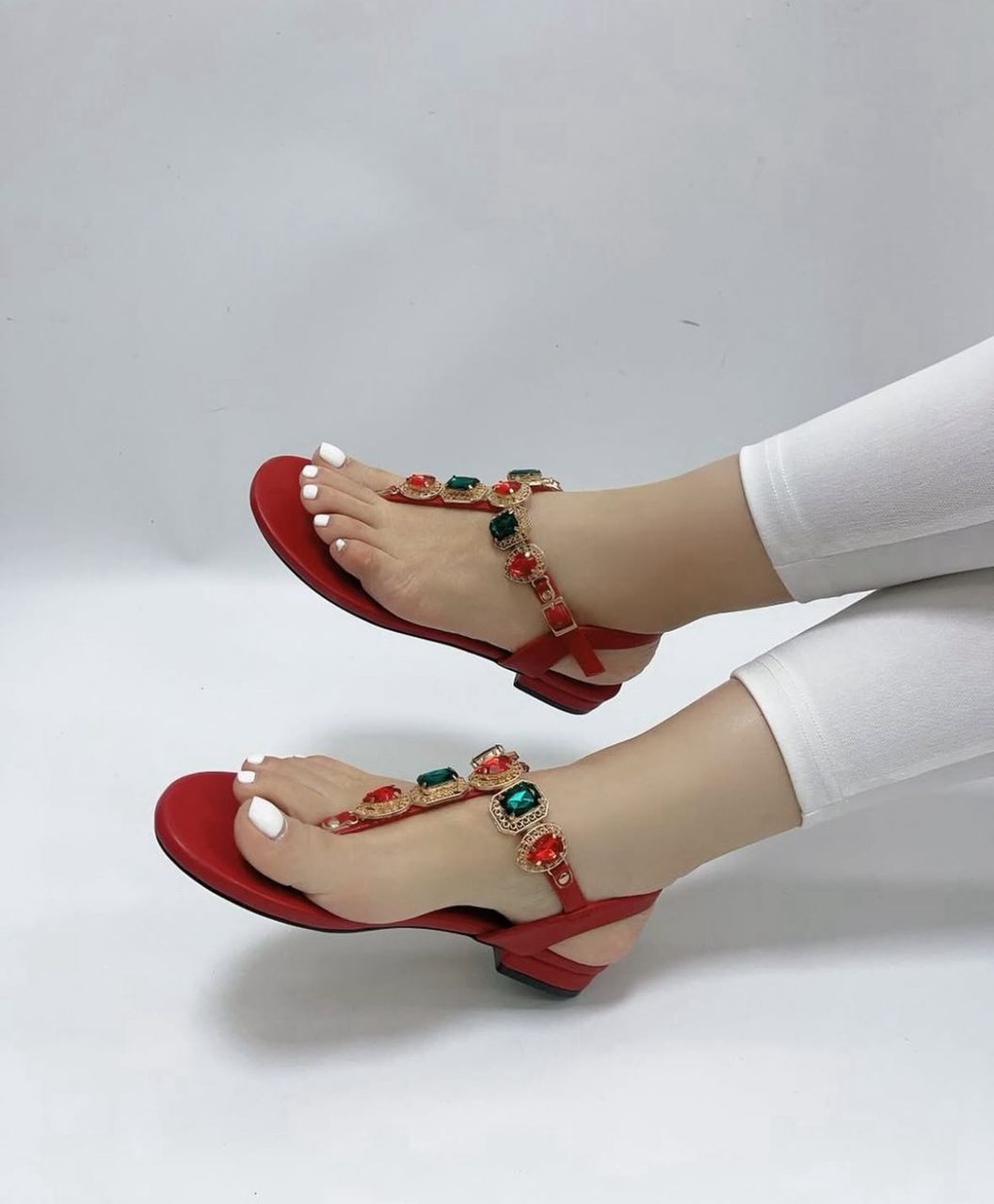 Jeweled T-Strap Flat Sandals – Women’s Summer Slingback