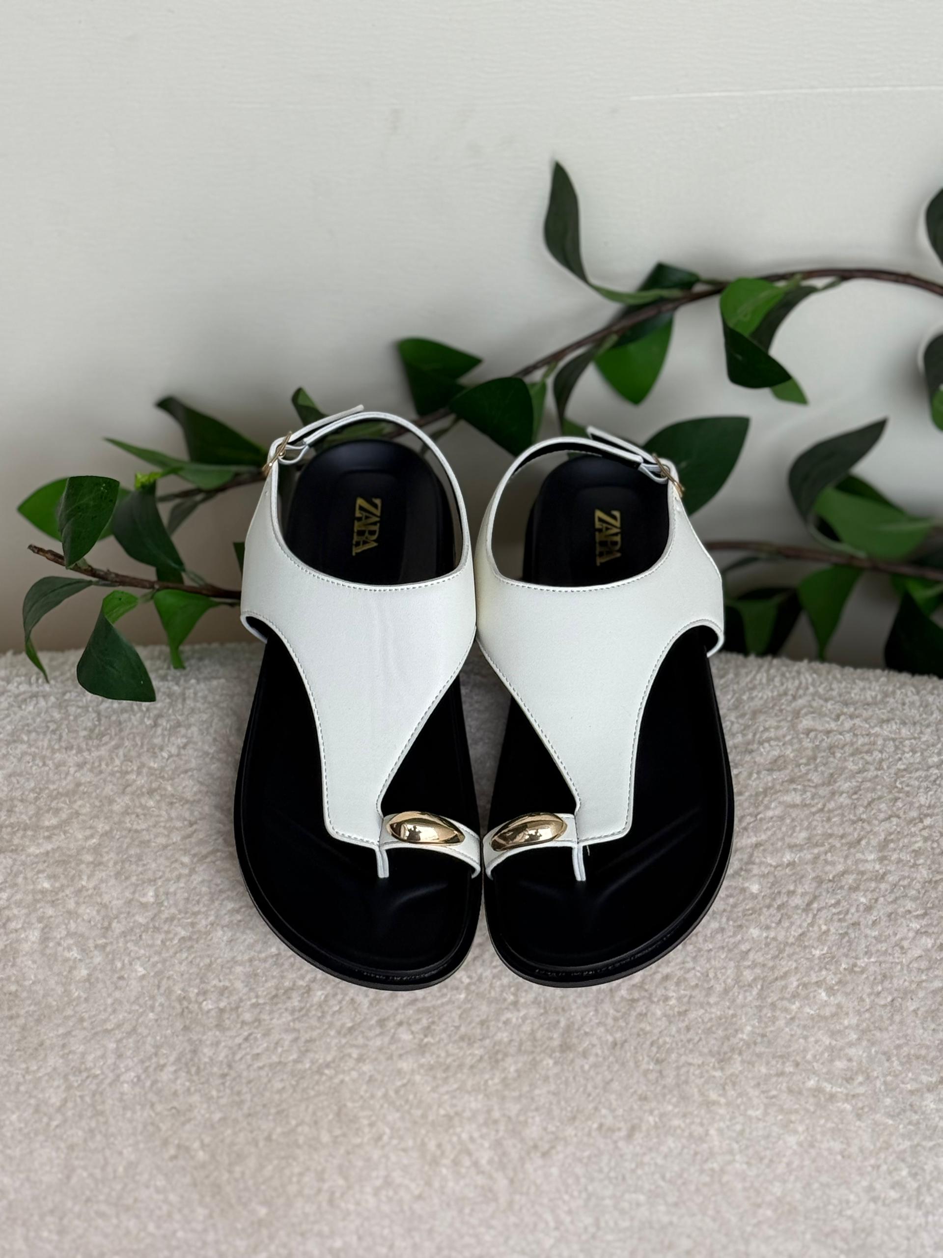 Zara Women’s White Sandals