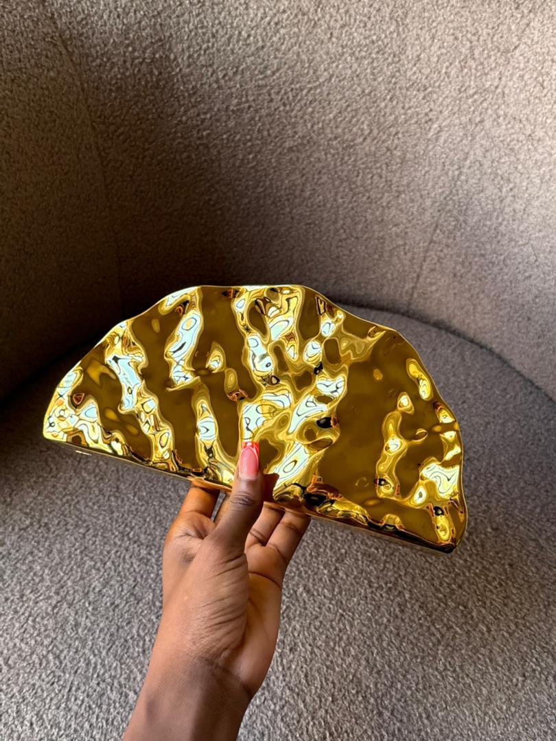 Molten Sculpt Clutch – Gold Edition